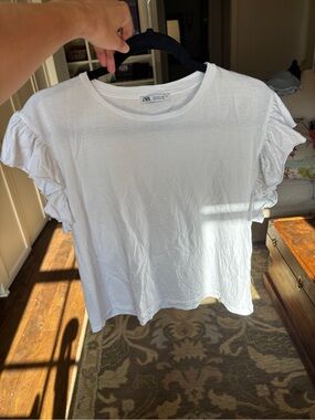 ZARA White Ruffle Sleeve Tee